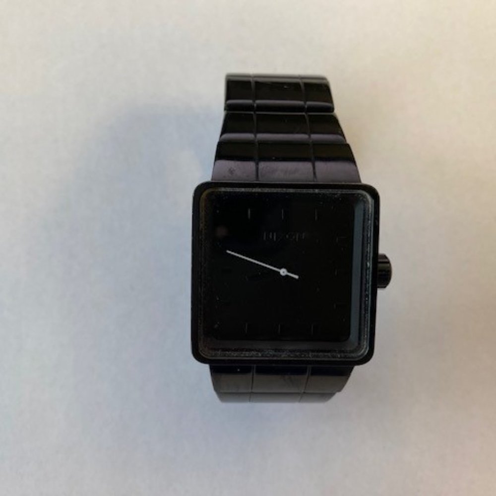 Black Nixon watch plus bonus watches